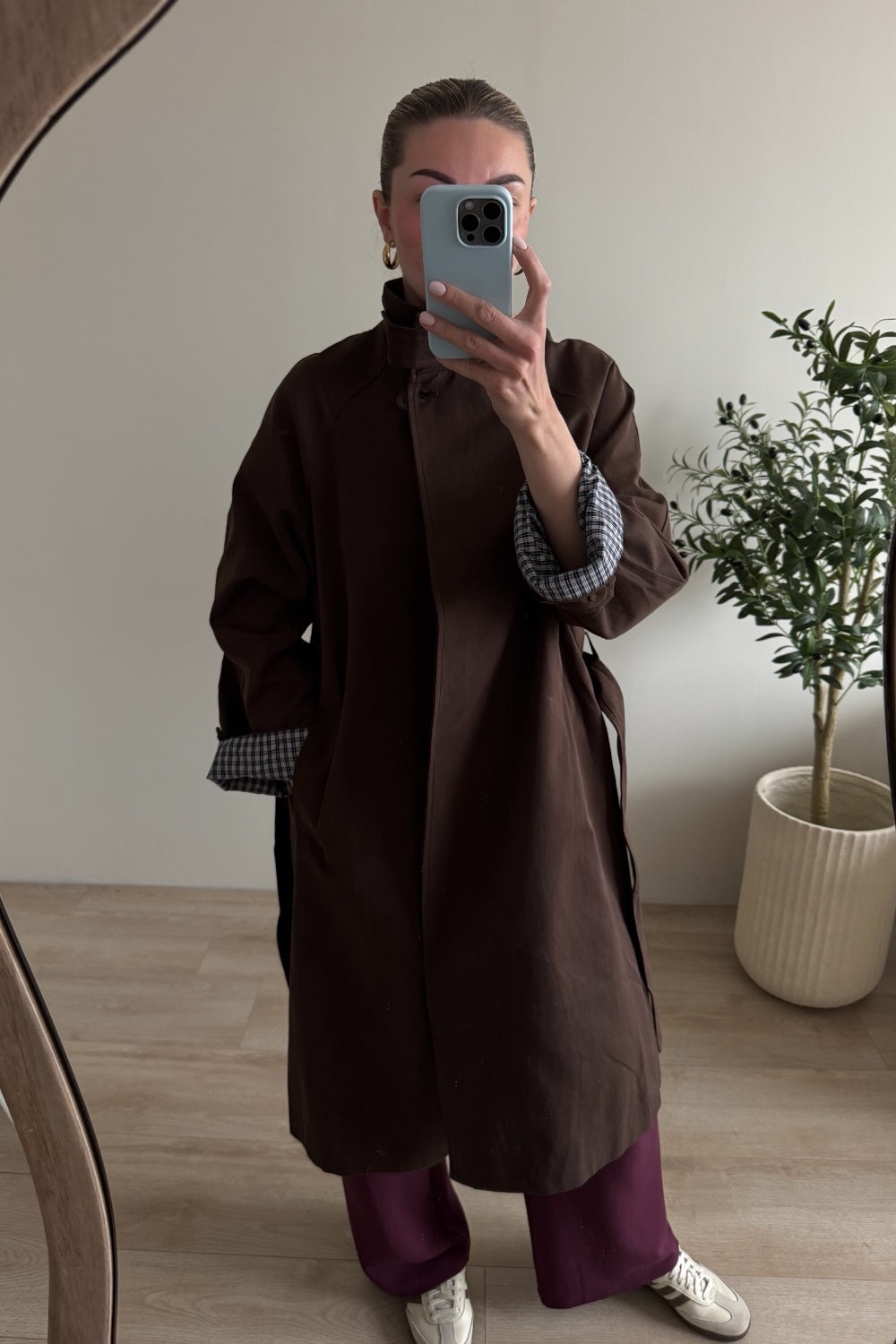 BROWN TRENCHCOAT BELLA
